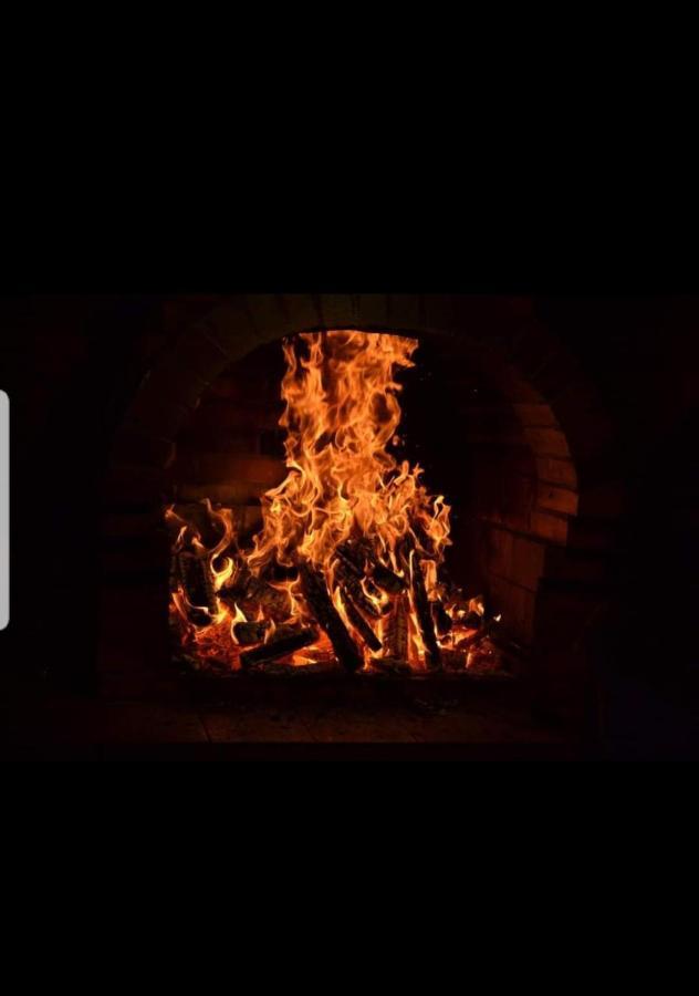 Casa De Vacanta Sadu מראה חיצוני תמונה